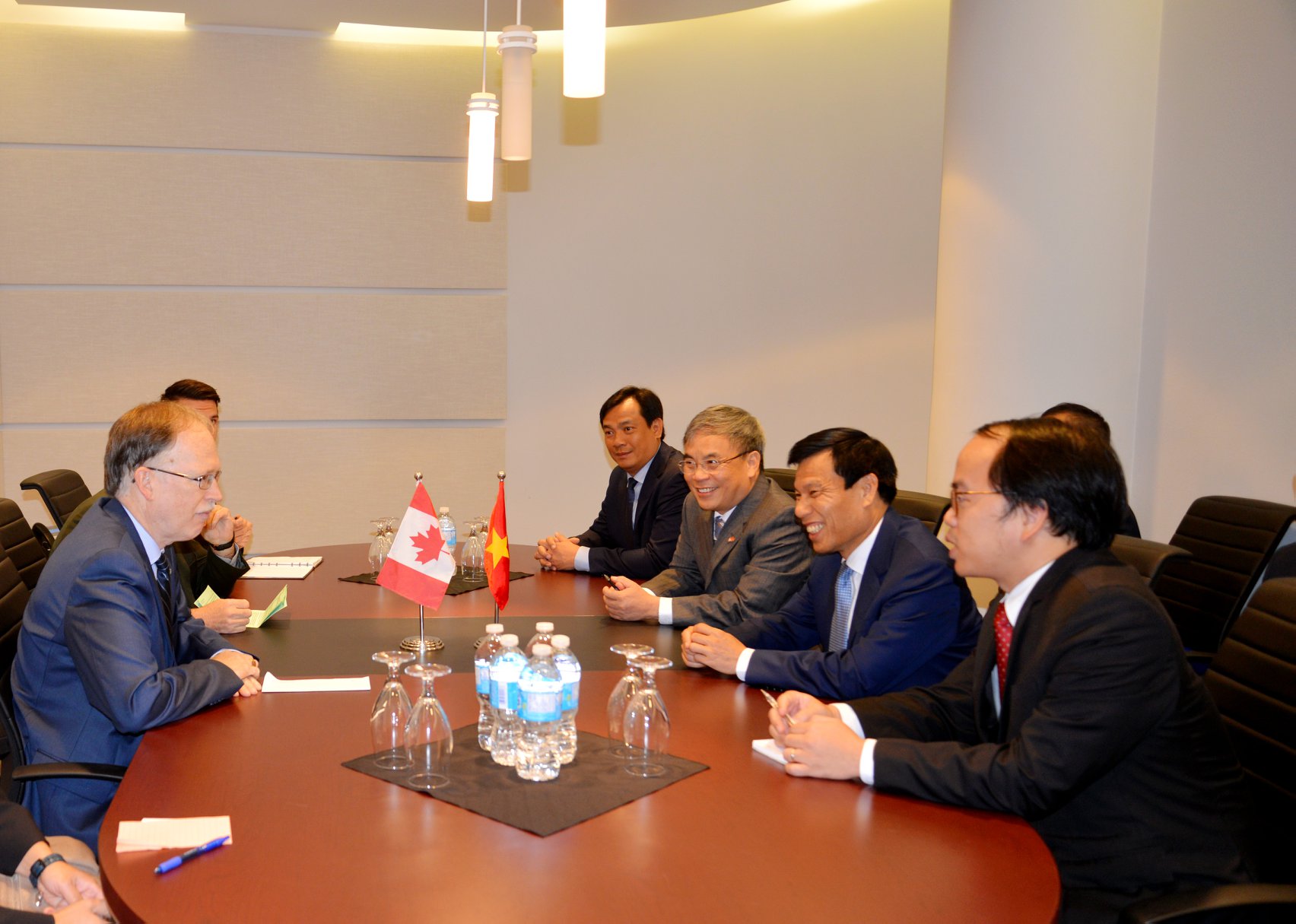 Tuan Vh Vn Tai Canada 2018 04