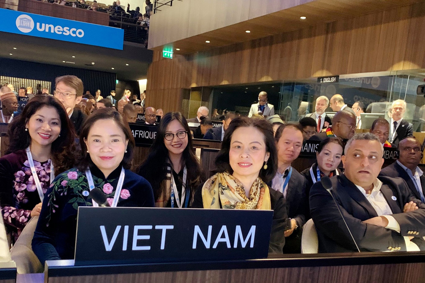 Dien Dan Bt Vh Unesco 02
