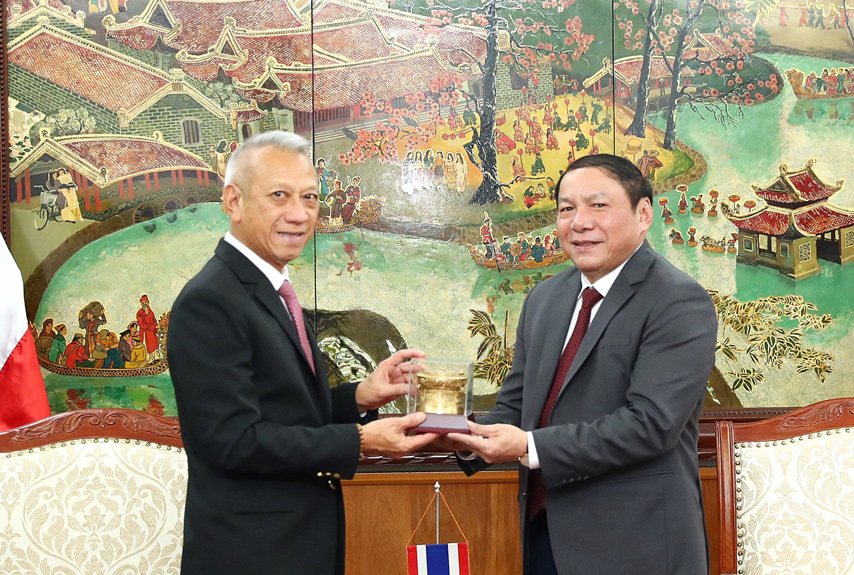 Hop Tac The Thao Du Lich Vn Thailan 04