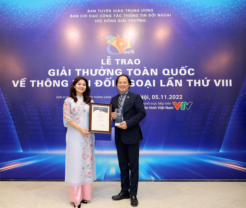 Giai Thuong Thong Tin Doi Ngoai 2022 04