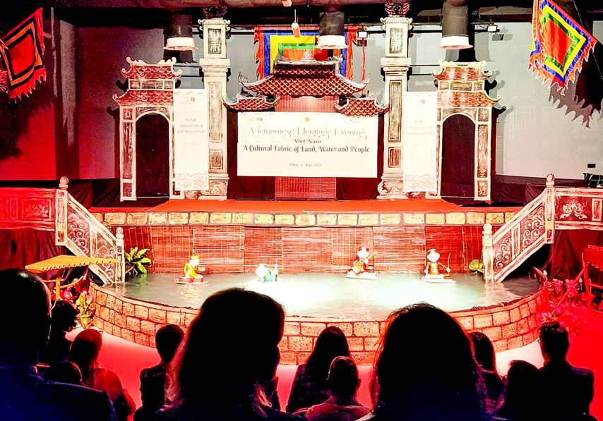 Dam Di San Vn Tai Ttvhvn Tai Phap 02