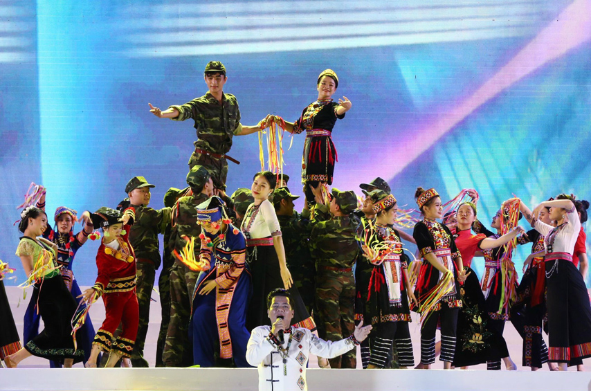 Tung Bung Khai Mac Ngay Hoi Giao Luu Van Hoa The Thao Va Du Lich Vung Bien Gioi Viet Nam Lao Lan Thu Iii Tai Tinh Dien Bien Nam 2022 03