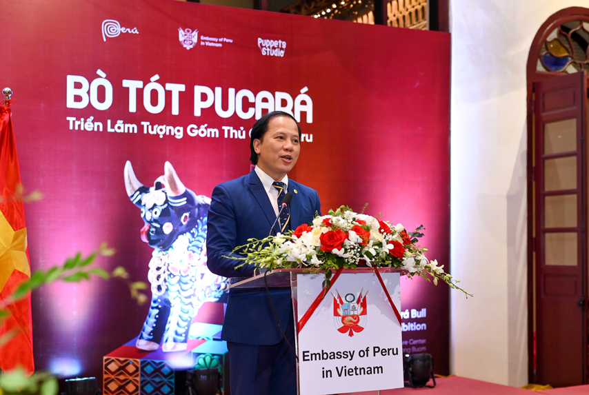 Bo Tot Pucara Bieu Tuong Giao Luu Vhnt Giua Vn Peru 02