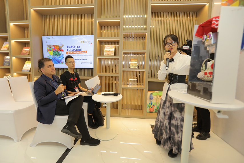 Trash To Treasure Vietnam 2023 Sang Tao Nghe Thuat Tu Tai Che Rac 02