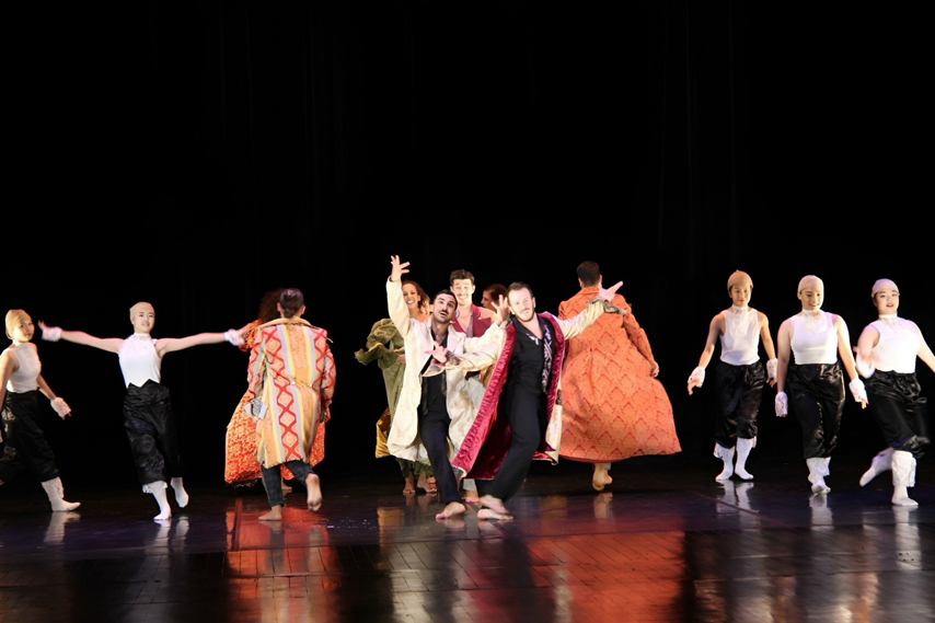Ballet Duong Dai Y Gay An Tuong Vơi Khan Gia Thu Do 06