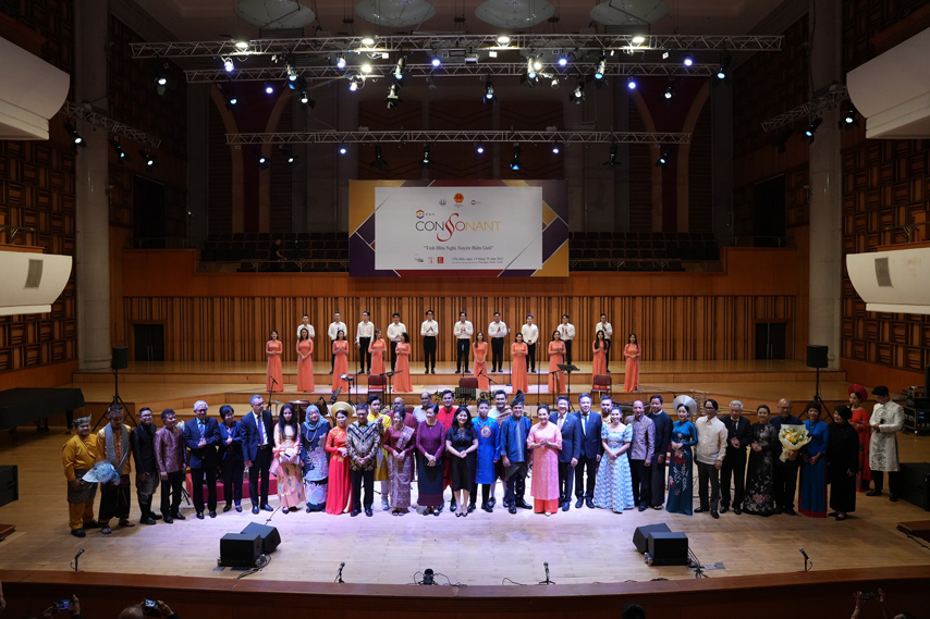 Tang Cuong Gan Ket Am Nhac Truyen Thong Asean Voi Chtr Hoa Nhac Tinh Huu Nghi Xuyen Bien Gioi 02