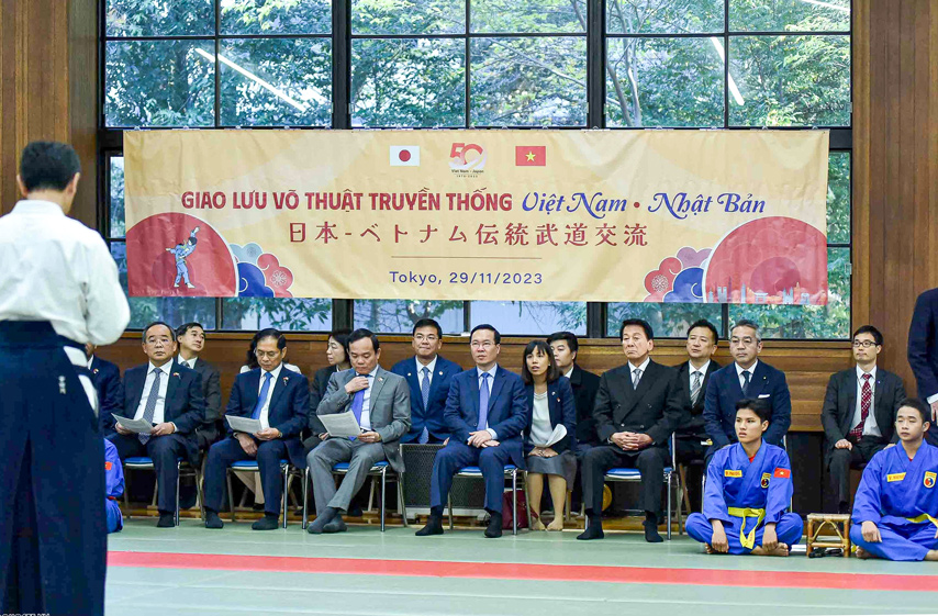 Chu Tich Nuoc Vo Van Thuong Du Chuong Trinh Giao Luu Va Trinh Dien Vo Thuat Vovinam Va Vo Dao Nhat Ban 02
