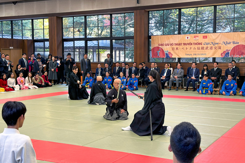 Chu Tich Nuoc Vo Van Thuong Du Chuong Trinh Giao Luu Va Trinh Dien Vo Thuat Vovinam Va Vo Dao Nhat Ban 06