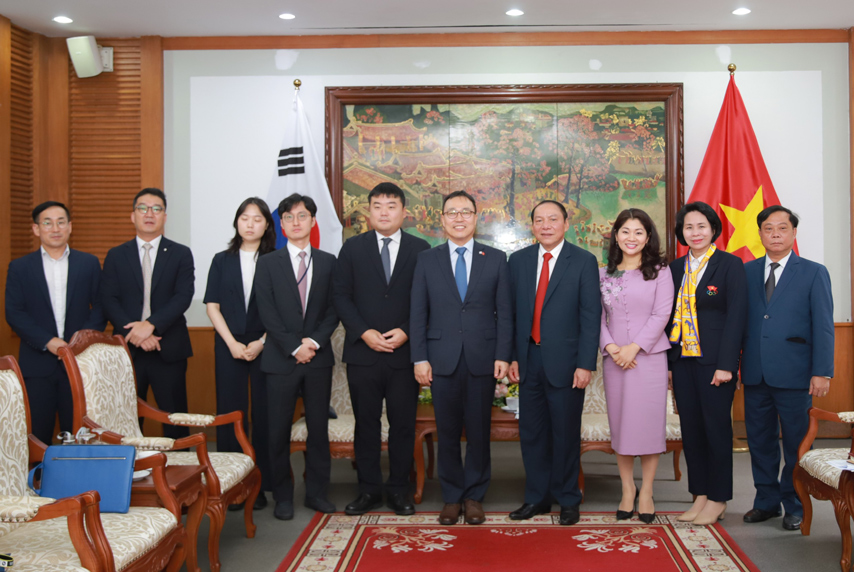Hop Tac Van Hoa The Thao Va Du Lich Viet Nam Han Quoc Tu Trai Tim Den Trai Tim 05