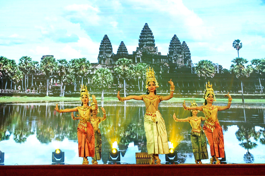 Tung Bung Khai Mac Tuan Van Hoa Campuchia Tai Viet Nam 2023 06