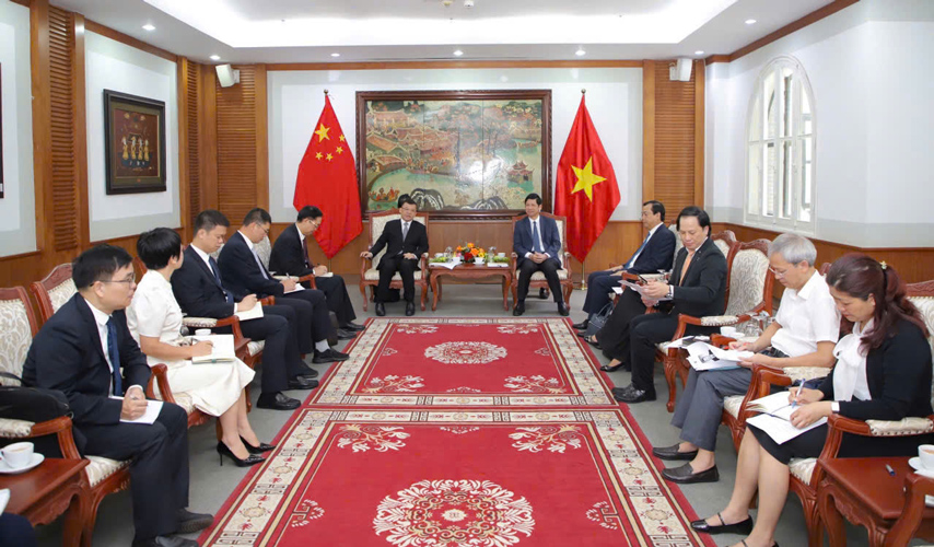Thuc Day Hop Tac Giao Luu Vh Dl Giua Cac Dia Phuong Co Cung Chung Bien Gioi Vn Tq 01