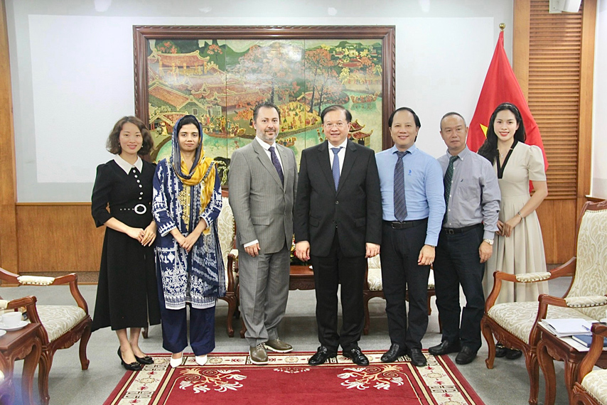 Thuc Day Hop Tac Ve Vhttdl Viet Nam Pakistan 04