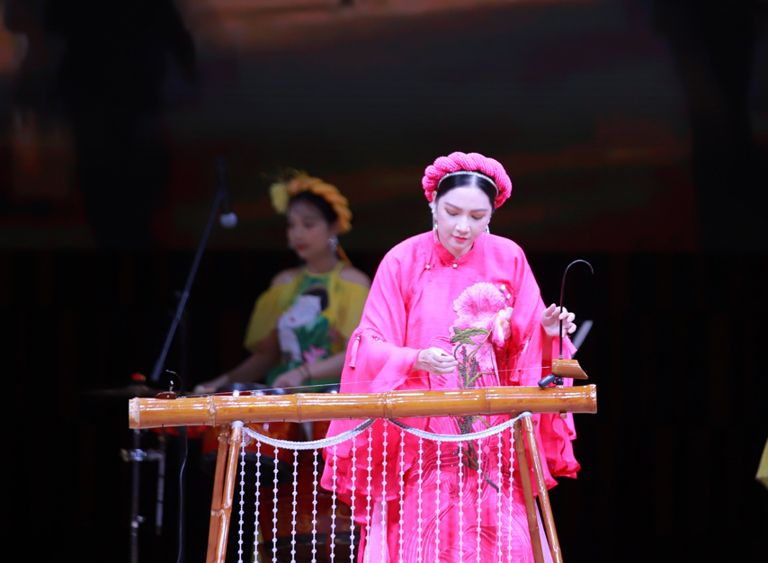 Tung Bung Khai Mac Nhung Ngay Van Hoa Viet Nam Tai Nga Nam 2024 06