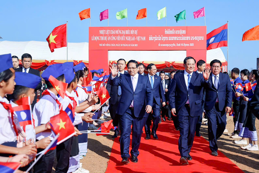 Le Dong Tho Cong Vien Huu Nghi Lao Vn 04