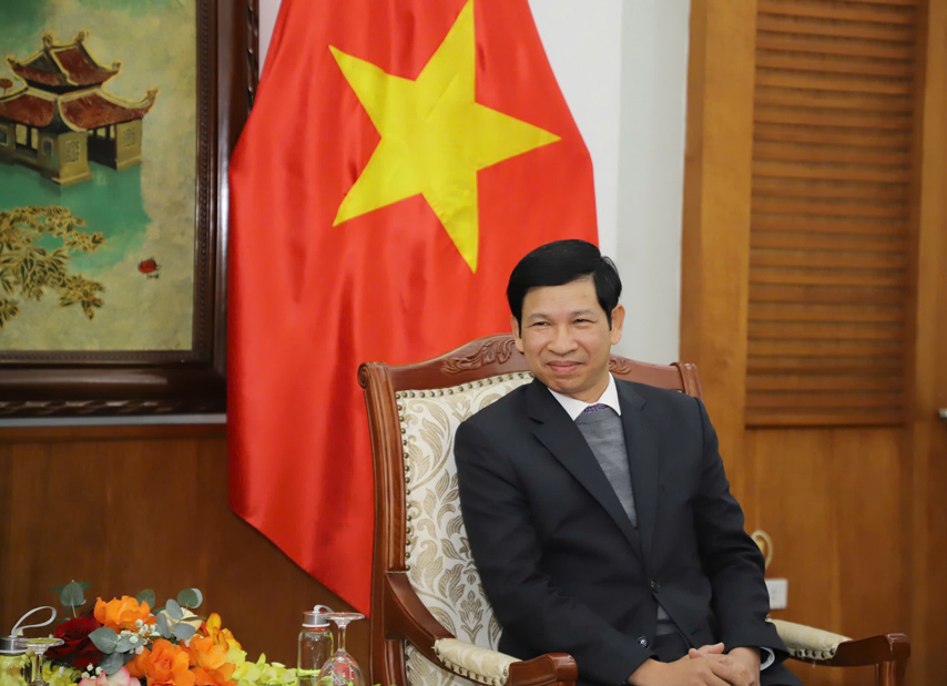 Tiep Dai Su Uae 2025 02a