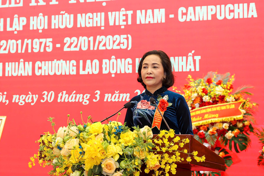 Hn Vn Campuchia 04