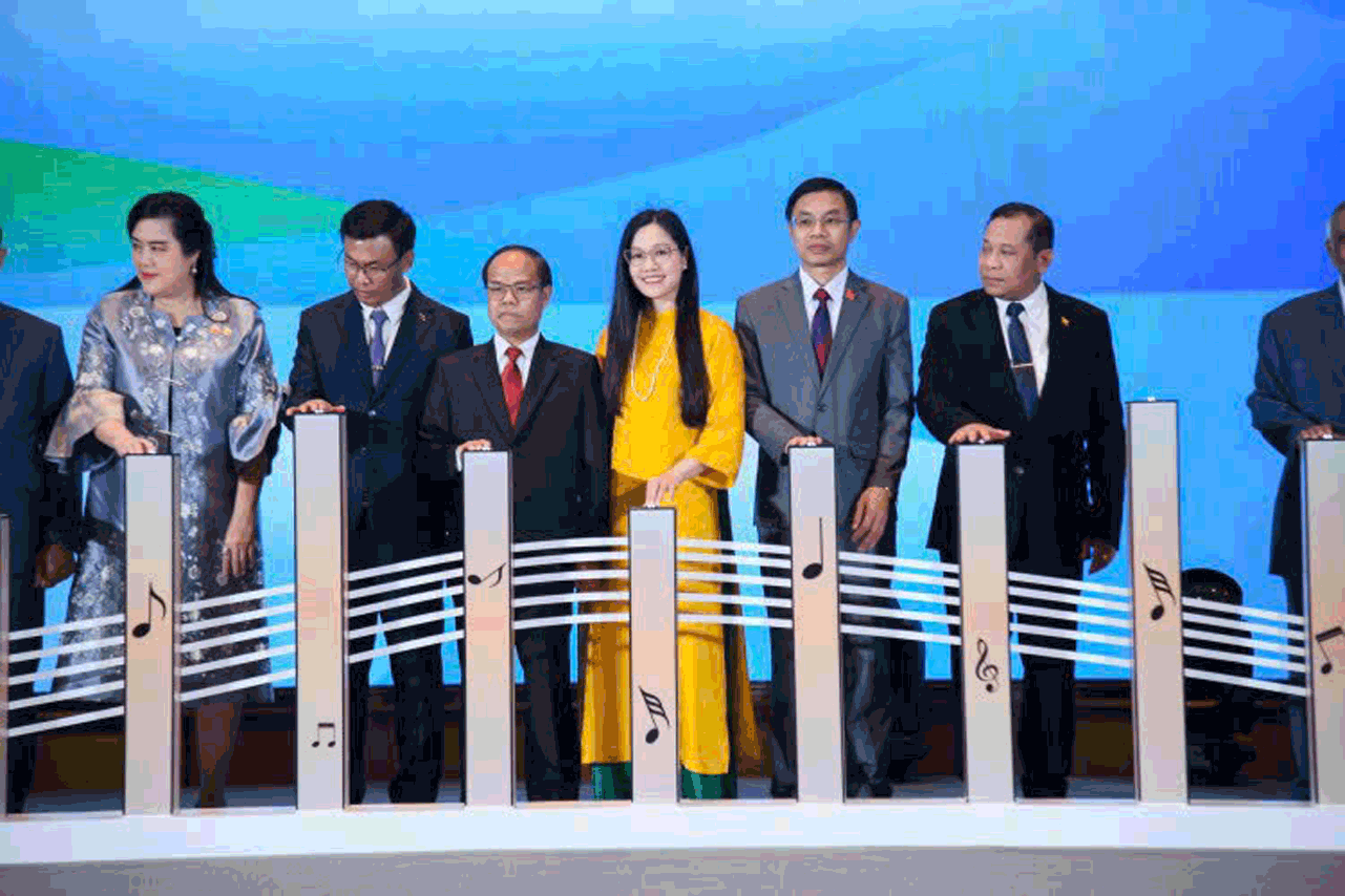 Van Nam 01