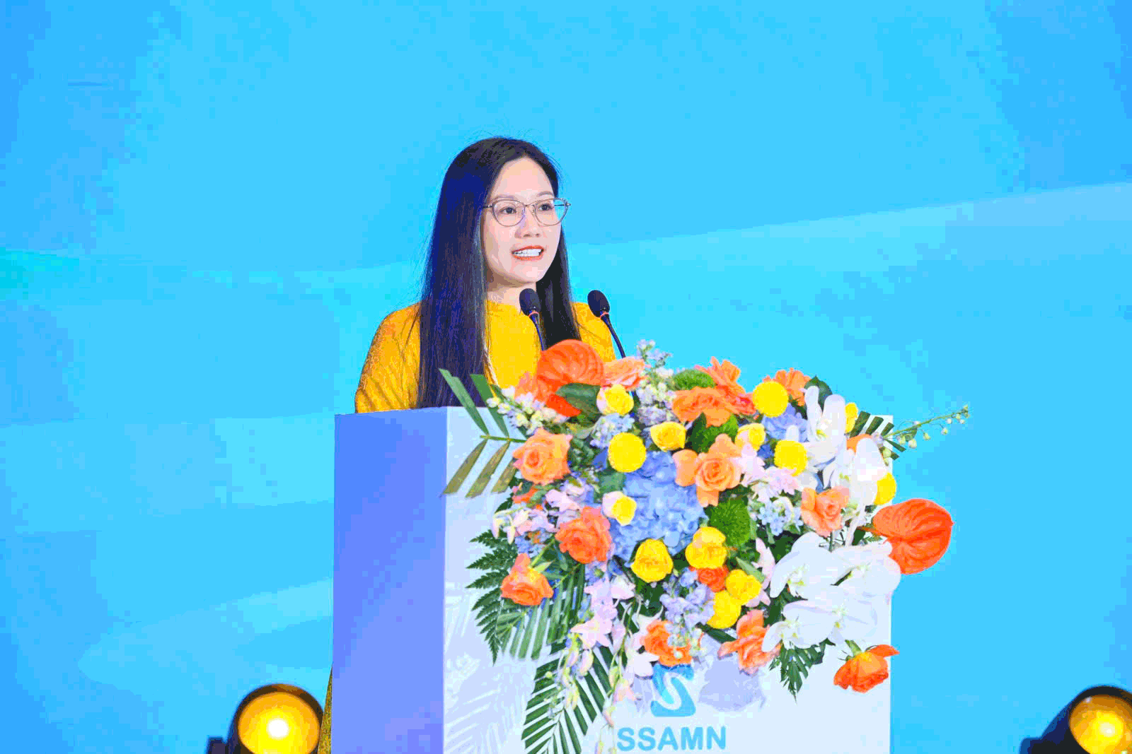 Van Nam 02